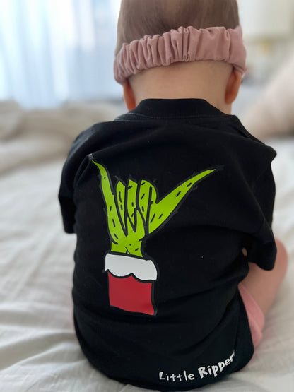 Grinched tee